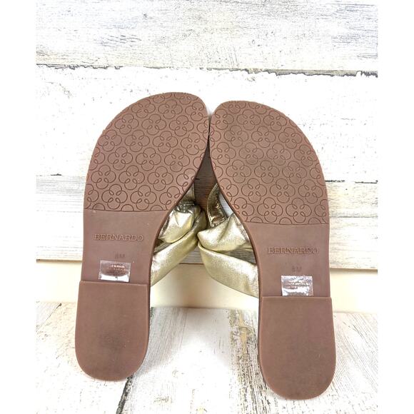 Bernardo Womens 8 Gold Leather Miami Thong Slip-On Flat Sandals Vacation Summer - Picture 5 of 9